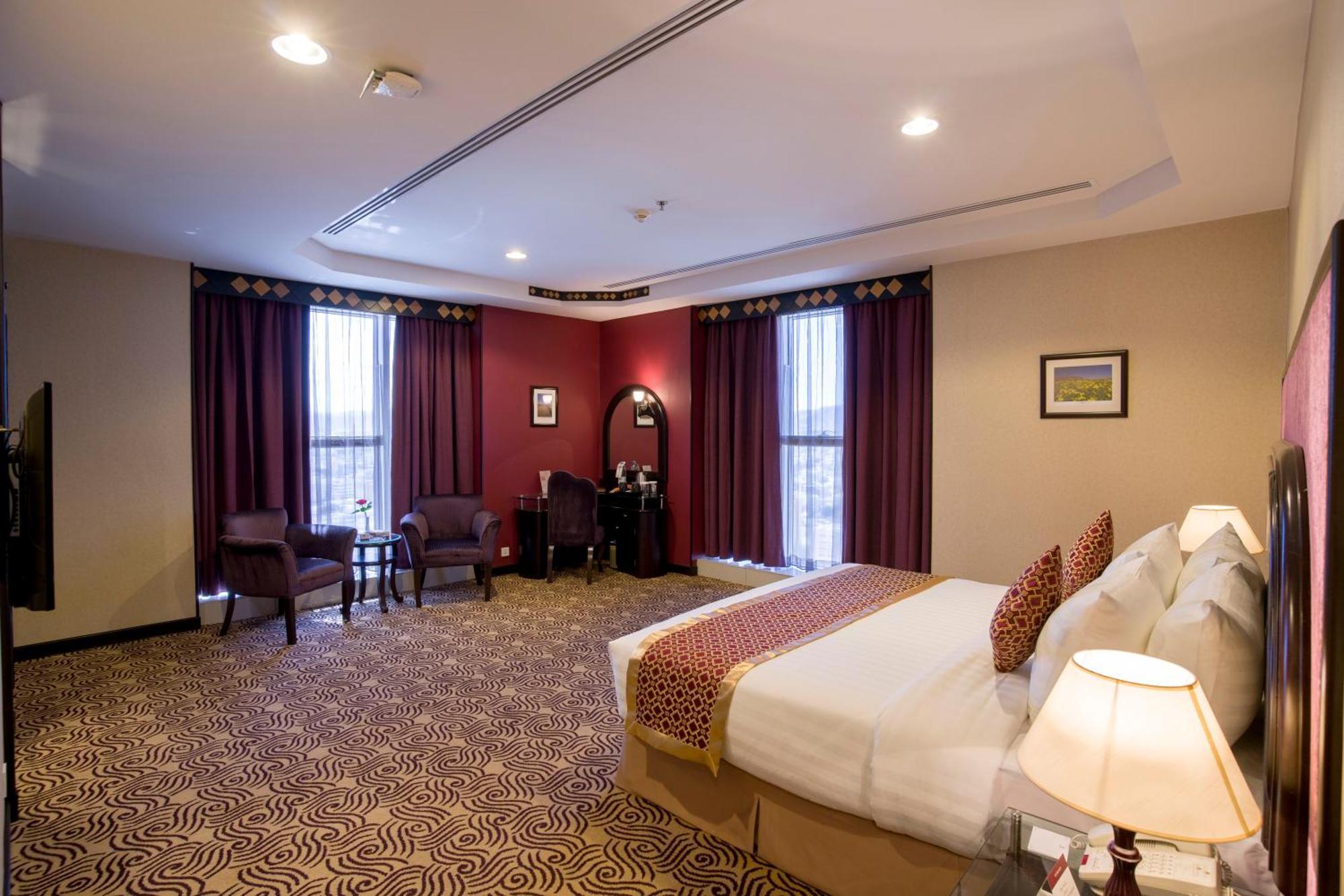 อวาลิฟ อินเตอร์เนชั่นแนล โฮเต็ล Hotel ฏออิฟ ห้อง รูปภาพ A suite at the hotel