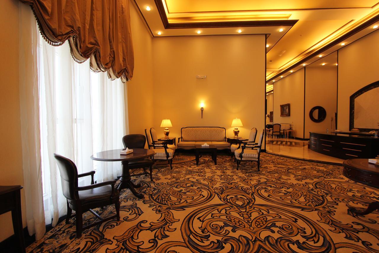 อวาลิฟ อินเตอร์เนชั่นแนล โฮเต็ล Hotel ฏออิฟ ภายนอก รูปภาพ A suite at the hotel