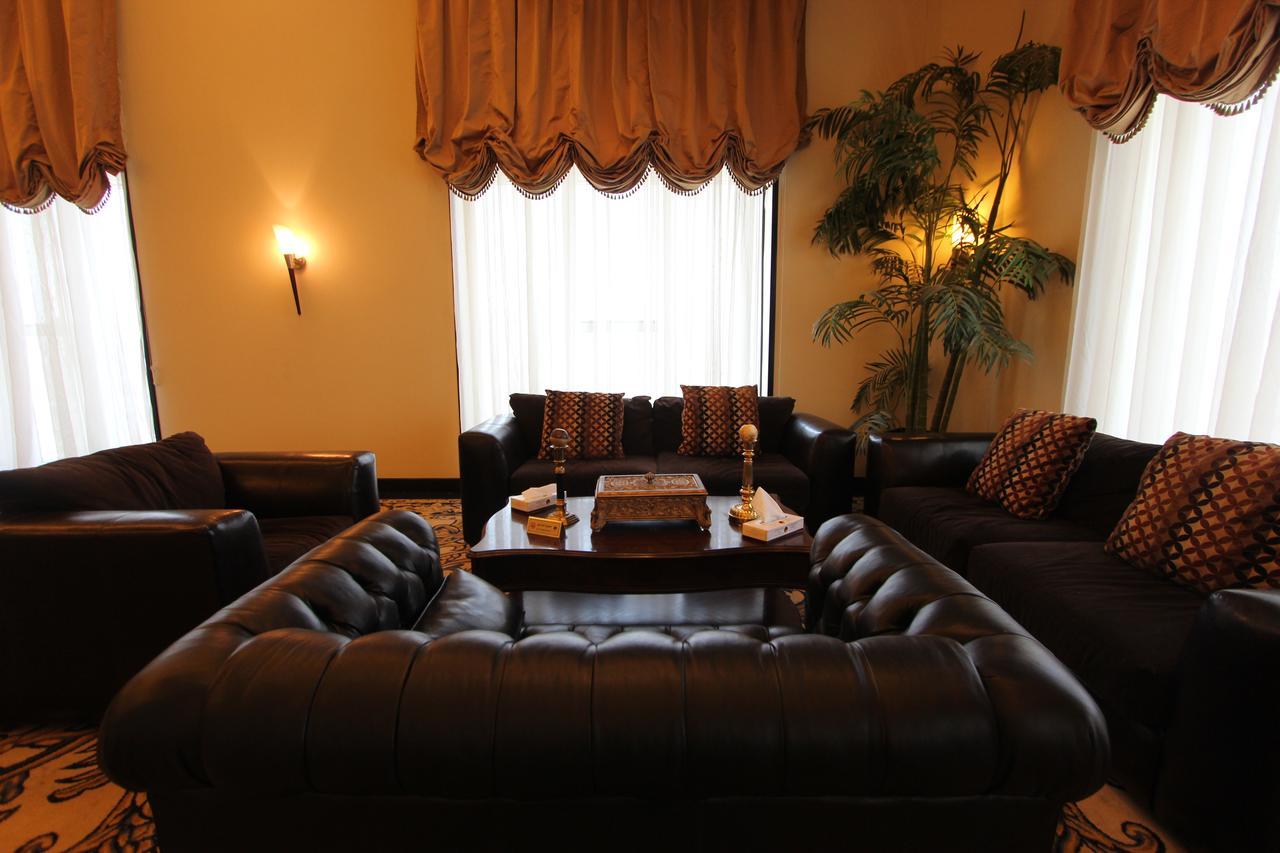 อวาลิฟ อินเตอร์เนชั่นแนล โฮเต็ล Hotel ฏออิฟ ภายนอก รูปภาพ The lobby of the hotel